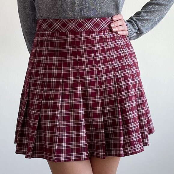 Divided By H&M - Plaid Pleated Mini Skirt - Picture 7 of 15